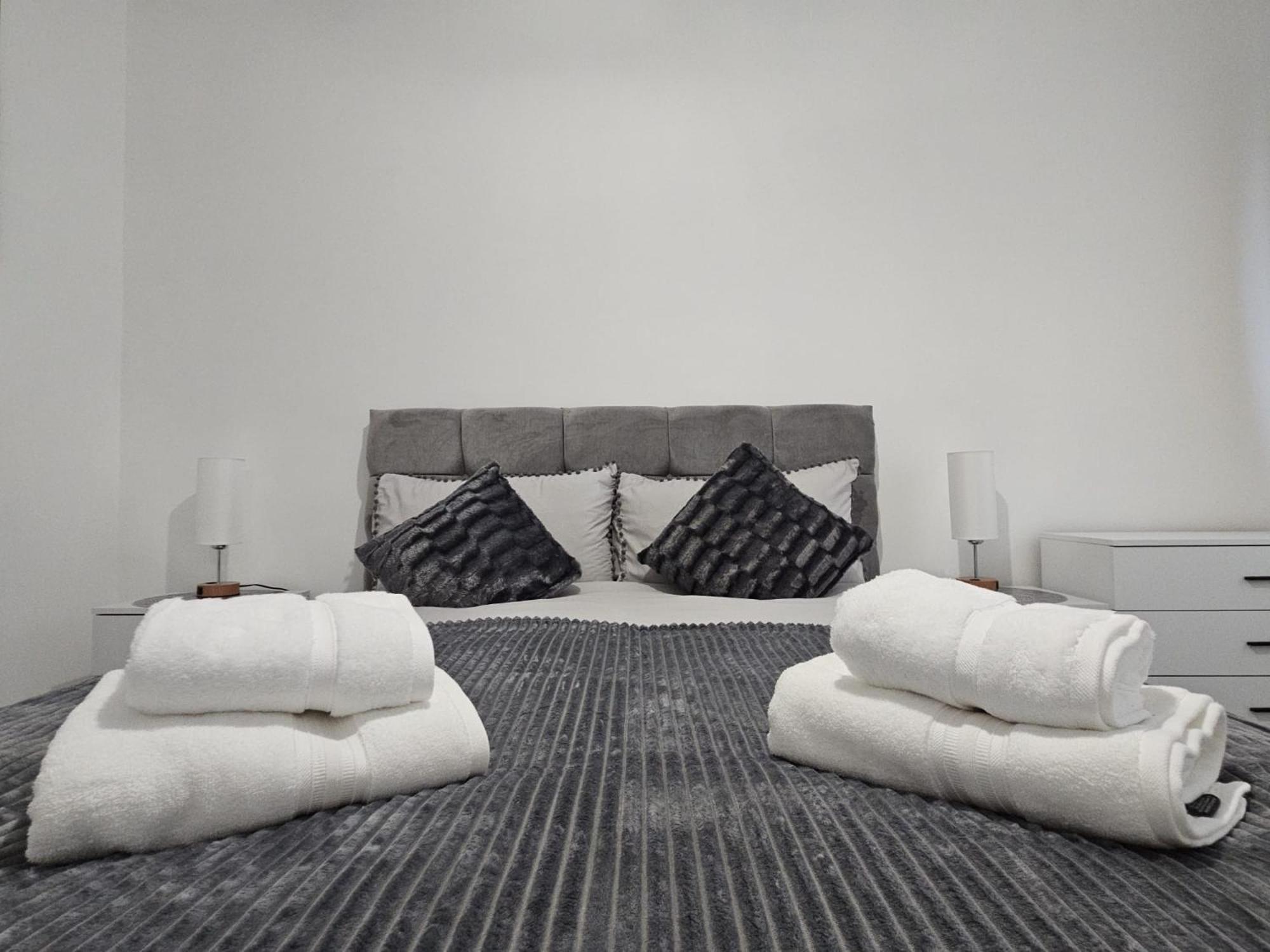 Regina Apartment In Fort William Extérieur photo