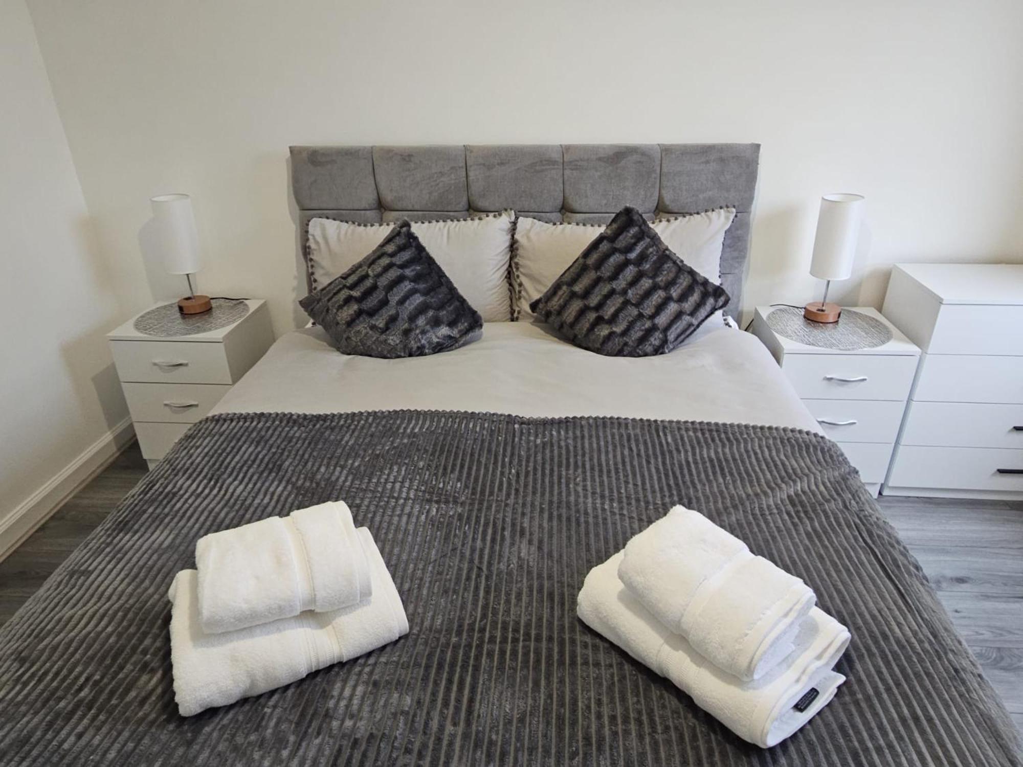 Regina Apartment In Fort William Extérieur photo